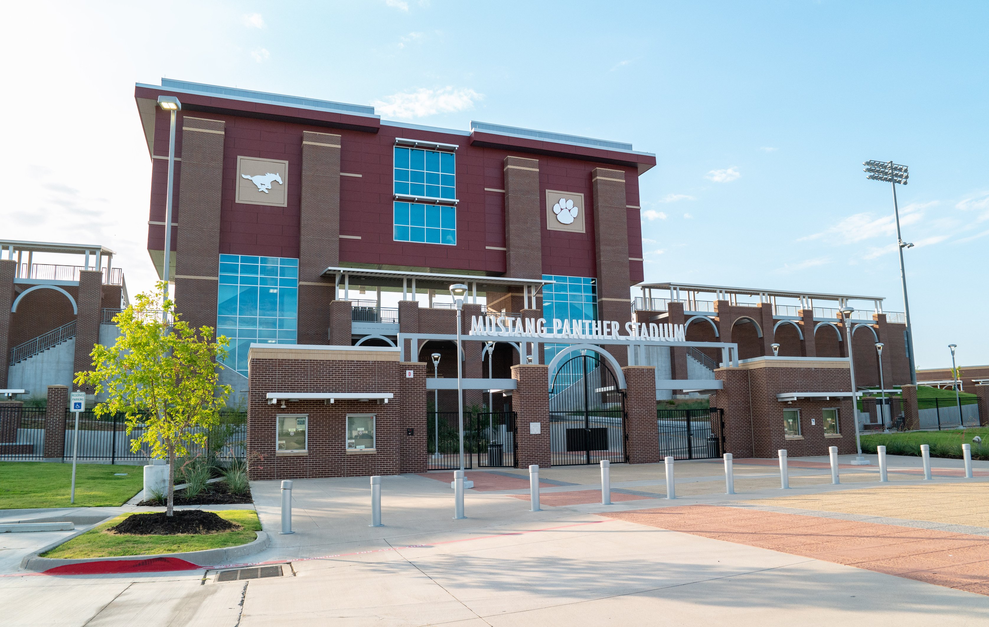 grapevine-colleyville-isd-mustang-panther-stadium